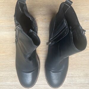 Blondo black leather waterproof ankle boots